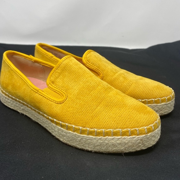Dr. Scholl's Shoes - Dr Scholls womens yellow flats size 6.5